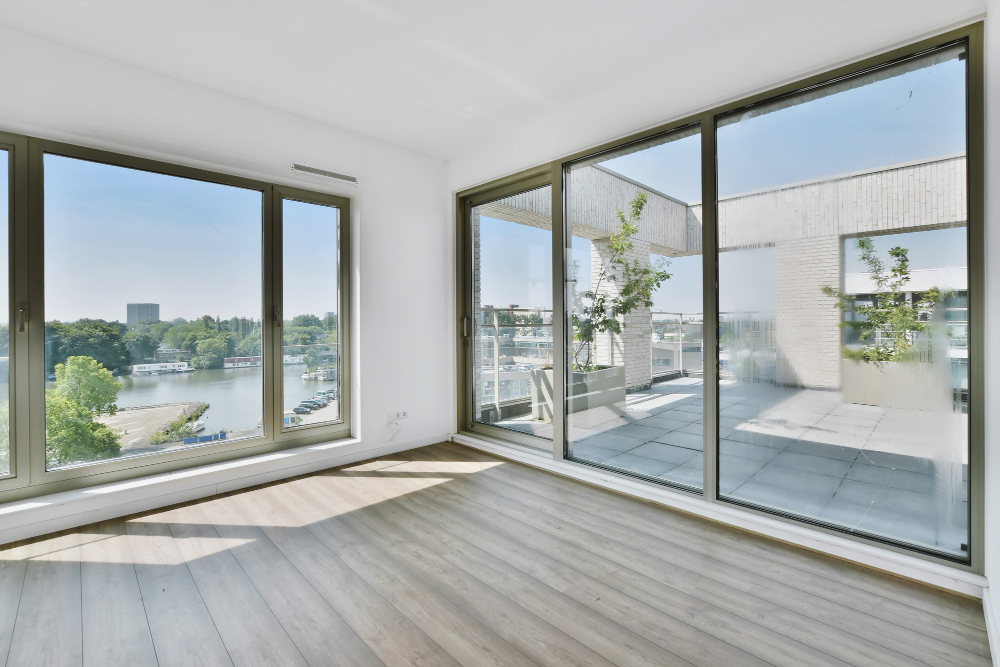 Omaha Picture Window